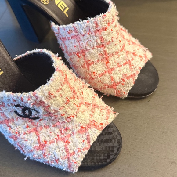 2024 CRUISE CHANEL PINK GLITTERED TWEED MULE 36 - Picture 2 of 13